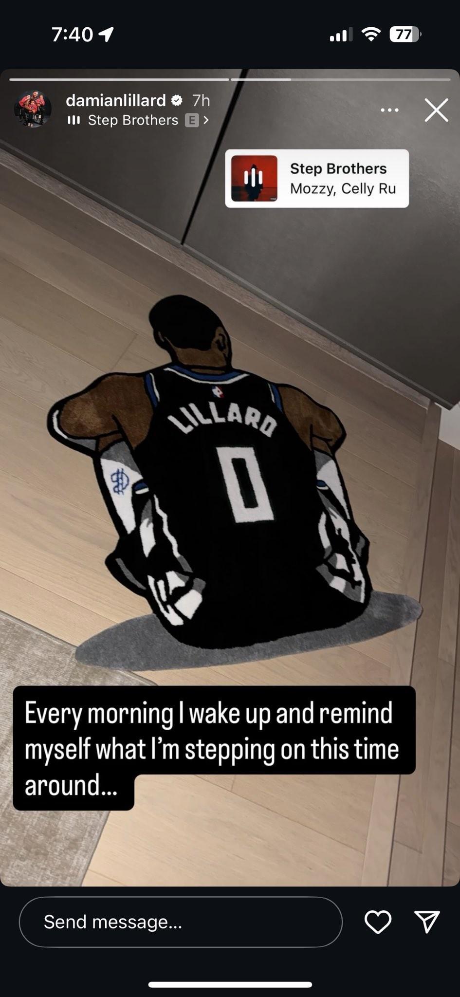 激励并警醒自己，利拉德将跟腱受伤的画面印在自家地毯上