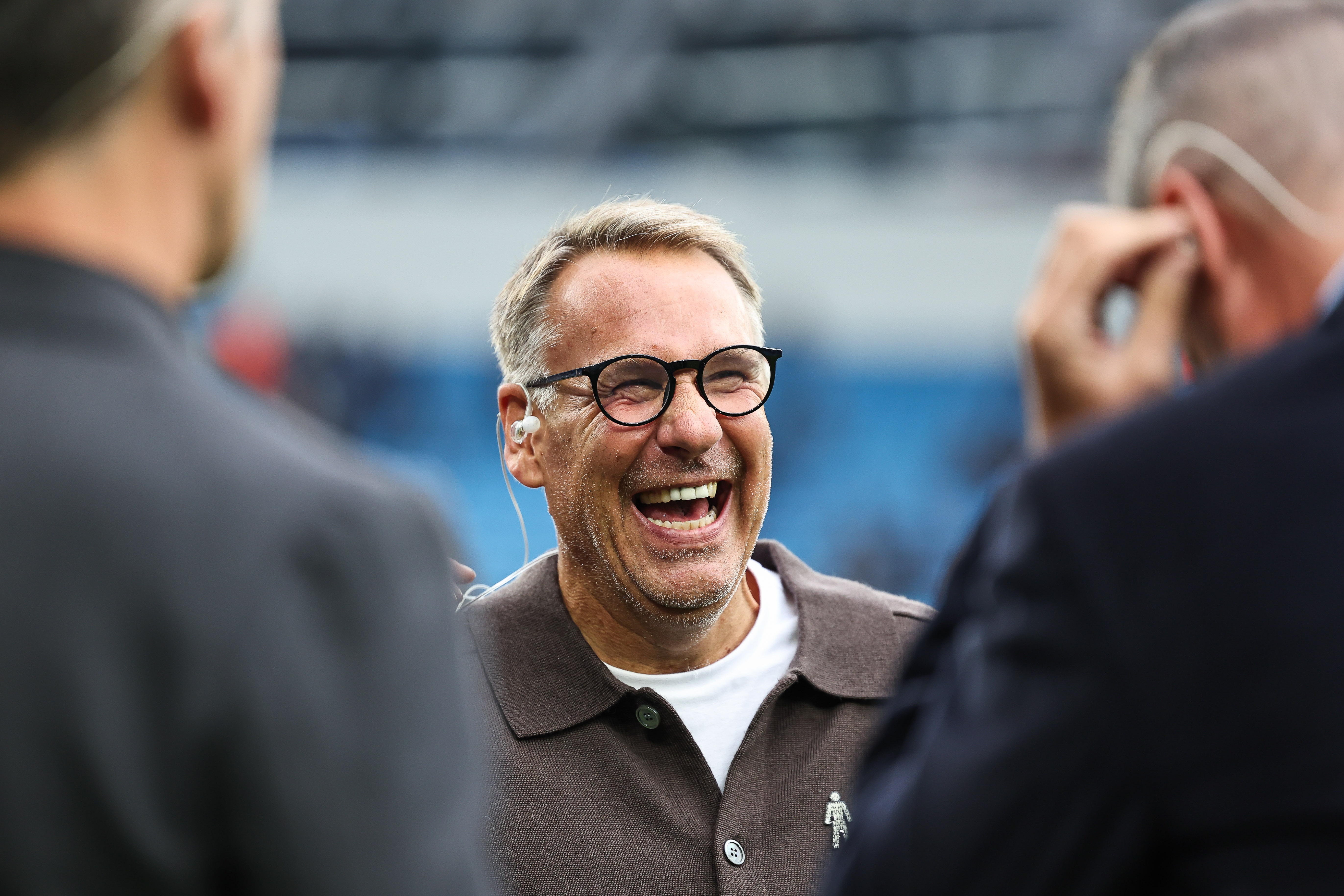 开云体育-默森预测本轮英超：曼城3-1曼联笑傲曼市德比，阿森纳2-0森林